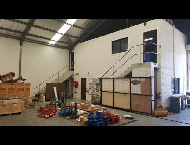 565M² WAREHOUSE RENTED IN KILLARNEY GARDENS
